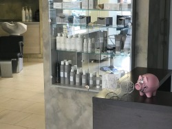 Grožio salonas Beauty Zone siūlo darbą kirpėjai(ui) Jeruzalės rajone (2)