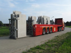 Truck driver sunkvežimio vairuotojas (2)