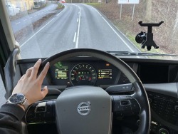 Darbas vilkiko vairuotoju dvivairiui po Beneliuxo salis (8)