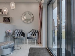 Kirpėjos (-o) darbo vietos nuoma Like me Beauty (Olimpiečių g 3, Vilnius) (5)